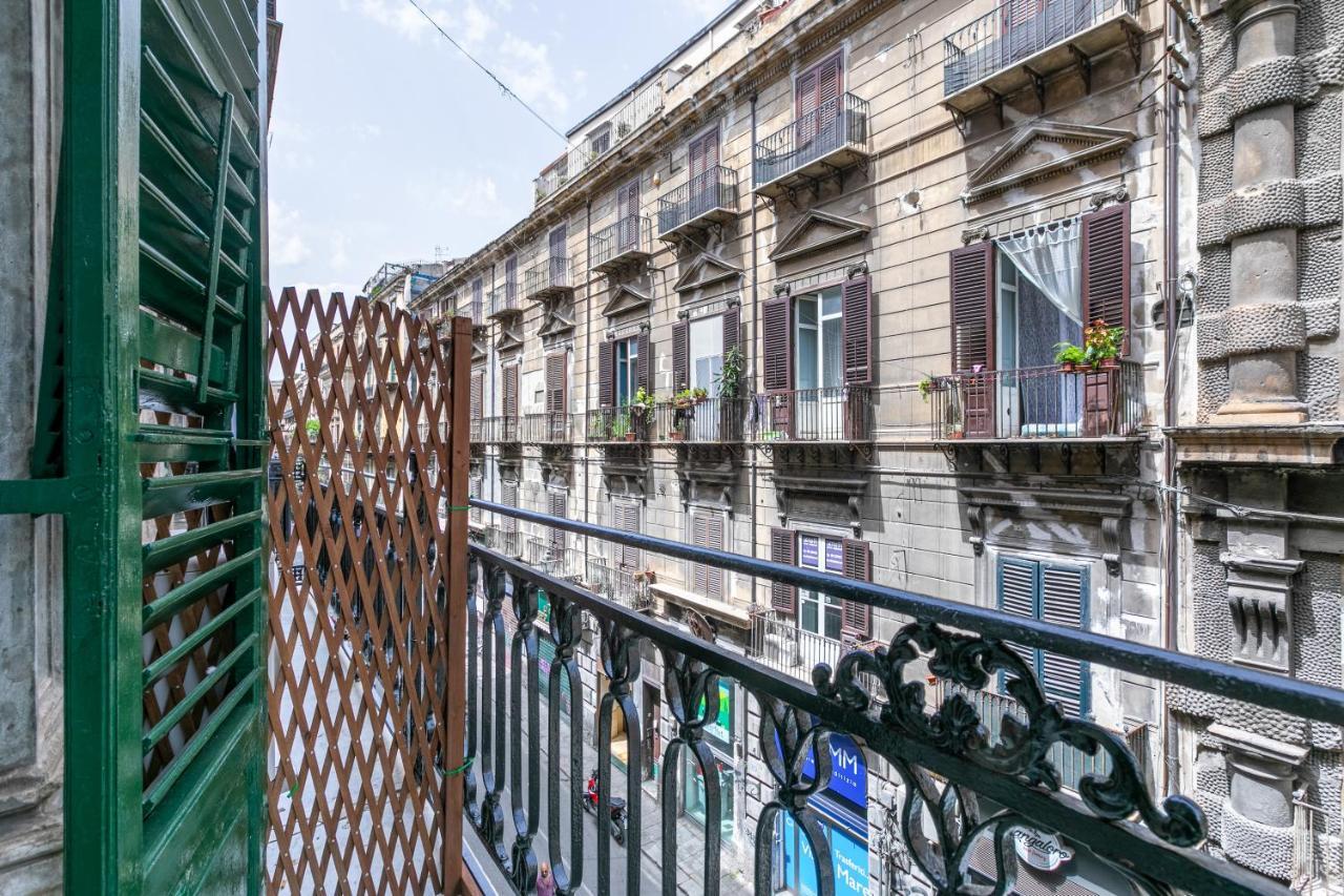 Vittorio Emanuele Charming Central Flats Palermo Esterno foto